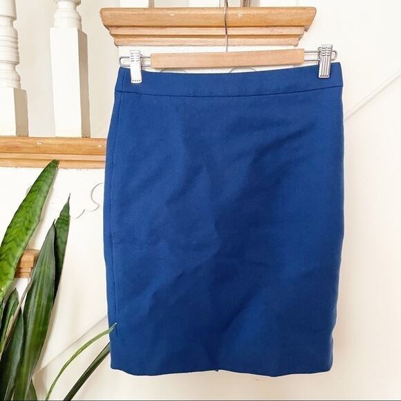 J. Crew No. 2 Wool Pencil Skirt in Royal Blue Size 2 Petite - Picture 1 of 6